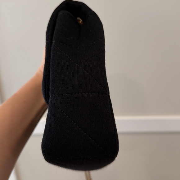 Yves Saint Laurent Jamie Jersey Black Quilted Shoulder Bag with Gold Chain - Picture 10 of 17